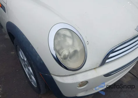 2007 Mini Cooper из США, поврежденный, VIN WMWRF33547TG16758